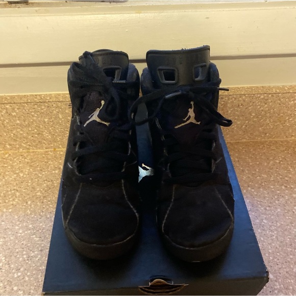kids Jordan 6 retro black metallic chrome shoes size 1 - Picture 3 of 6